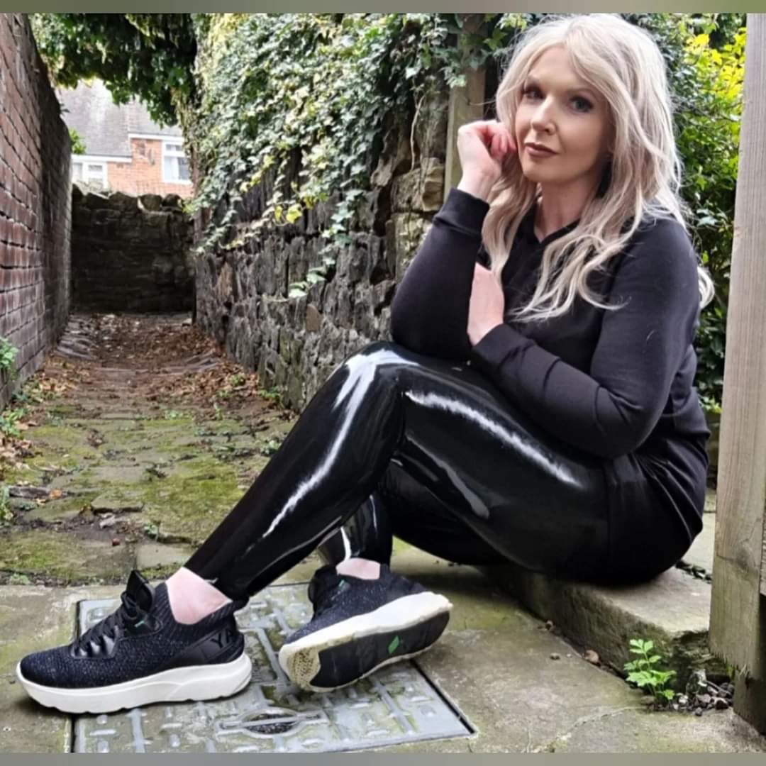 Milf collection on Twitter