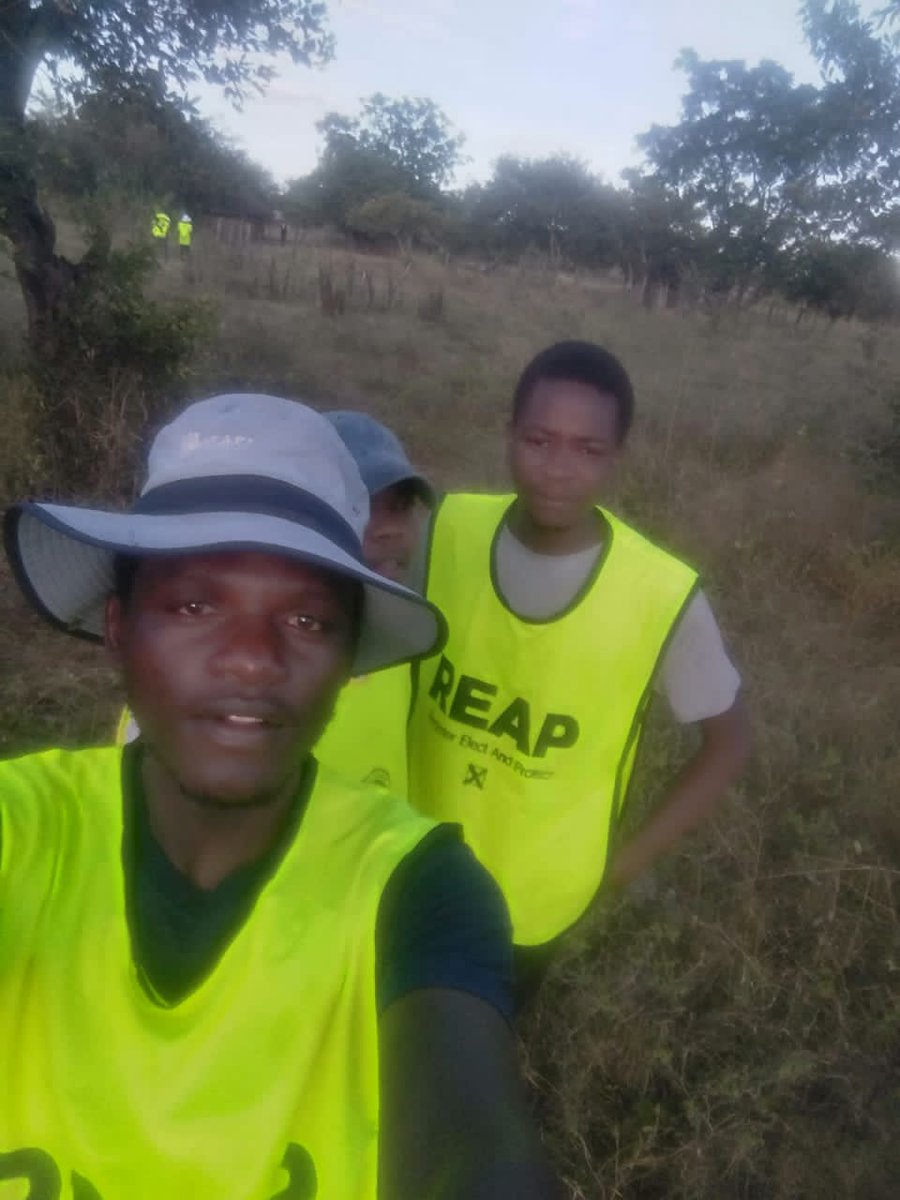 GROUND FORCES: I'm proud of the work being done by  #REAP_zw teams. Considering the road network especially in the Rural Outskirts, it's not easy to implement these door - door programs. However, the teams are trying hard ! Surely, Change is coming #InOurLifeTime #REAP_zw