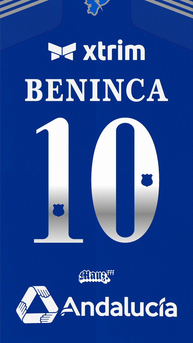 SE2013PTE's tweet photo. FONDOS DE PANTALLA PARA LA HINCHADA EMELECISTA ⚡️📱 https://t.co/ij99safa5H