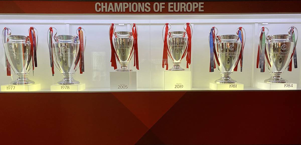 6 musim di UCL, dan 3 kali masuk Final UCL adalah suatu konsistensi Liverpool bersama Jurgen Klopp di UCL.

Dan musim depan kembali masuk UEL langsung di komen masalah konsistensi sebagai Klub Besar. harus di UCL.

Emang dalam 6 musim itu, tim kalian ada di mana hey yajuj majuj?