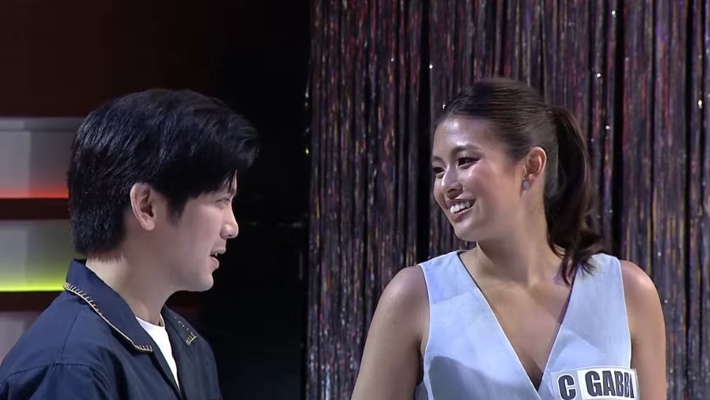 JoshBiOFC's tweet photo. May sariling mundo yan JoshBi? @gabbi @iamjoshuagarcia  

#UnbreakMyHeart #JoshuaGarcia #GabbiGarcia #JoshBi https://t.co/IuEFhQIHWs