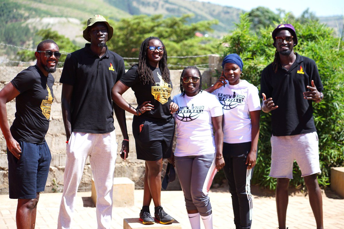 An incredible day witnessing the power of sports and community cohesion!

The energy at Nakivale refugee settlement was electrifying as we engaged with young refugees, empowering them with skills, camaraderie, and hope through the game of basketball.

Together with @NRC_EAY, we…