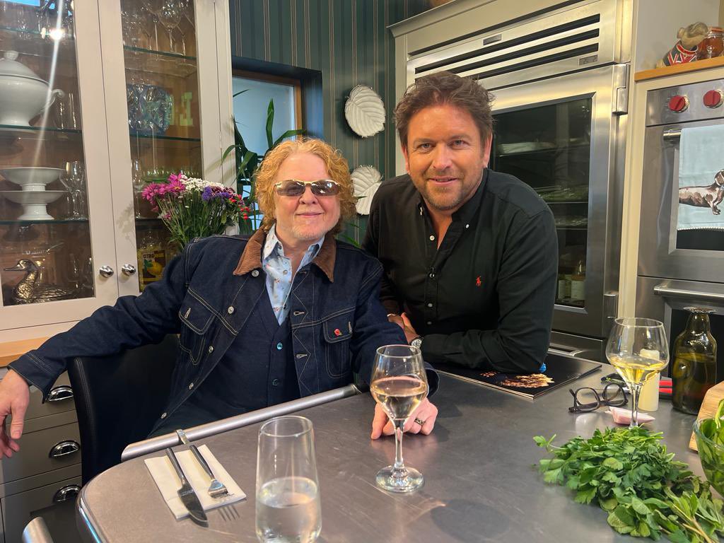 James Martin (@jamesmartinchef) on Twitter photo What a treat to have all these brilliant people on the show today, <a href="/WolfgangPuck/">Wolfgang Puck</a> <a href="/francescocook/">Francesco Mazzei</a> <a href="/AlysiaVasey/">Alysia Vasey</a> and the amazingly talented Mick Hucknall @SimplyRedHQ! Fantastic food and great chats too. Hope you can watch, 9.25am <a href="/ITV/">ITV</a> #saturdayjamesmartin What a treat to have all these brilliant people on the show today, <a href="/WolfgangPuck/">Wolfgang Puck</a> <a href="/francescocook/">Francesco Mazzei</a> <a href="/AlysiaVasey/">Alysia Vasey</a> and the amazingly talented Mick Hucknall @SimplyRedHQ! Fantastic food and great chats too. Hope you can watch, 9.25am <a href="/ITV/">ITV</a> #saturdayjamesmartin