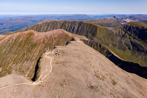 #Saturday | #TravelVibes
The best mountains to climb in the UK
(The Independent)
🖱️ cutt.ly/owqPaTWt
🌐 FORCESCARHIRE.COM
One Stop for all your Travel
Supporting @SSAFA & @Blesma
#travel #carhire #carrental #flights #hotels #ukairportparking #forcescarhire #MHHSBD