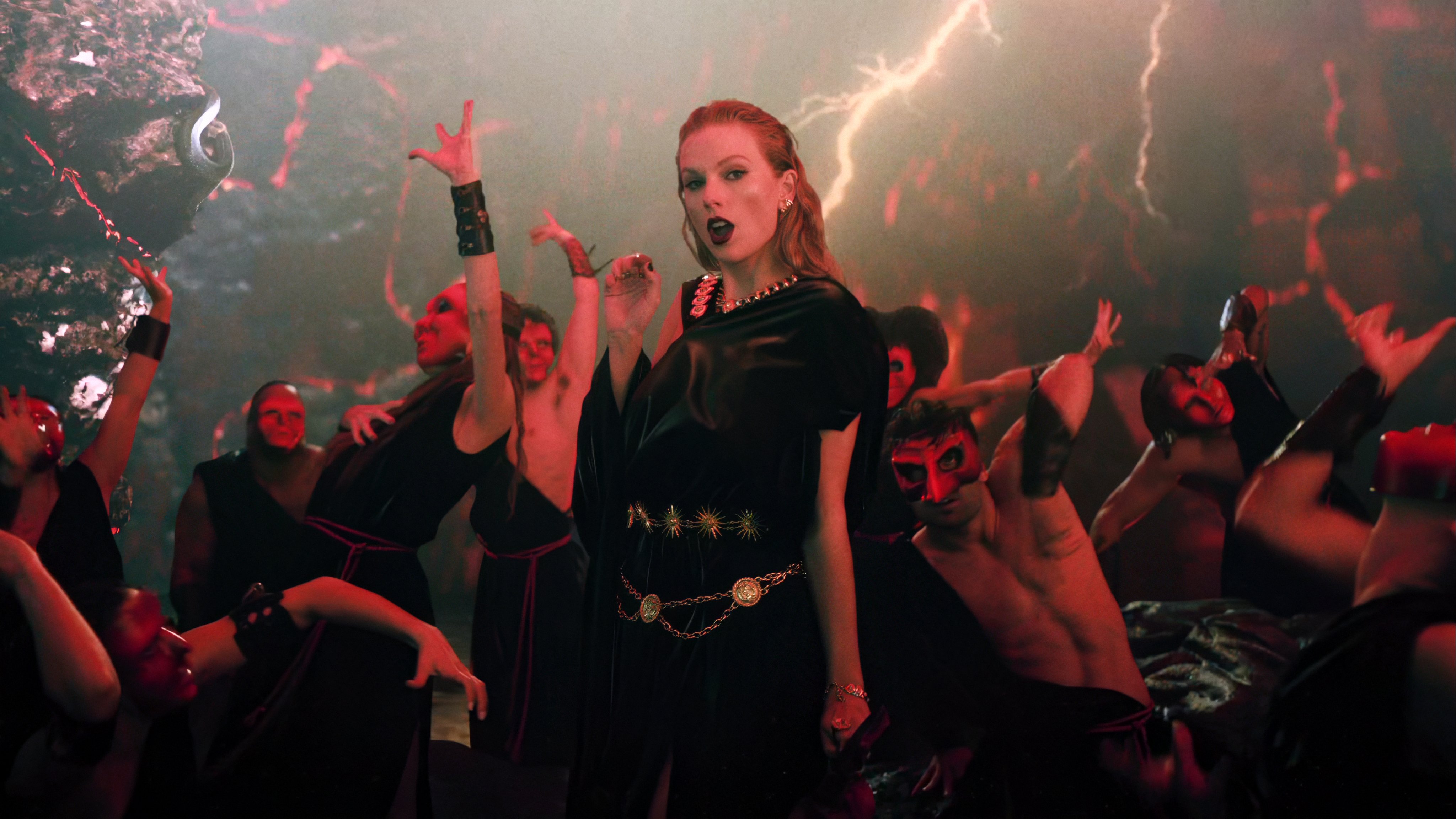 Taylor Swift in 4k on X: "Karma (Music Video) UHQ Screen Captures https://t.co/u17lPIFUUy" / X