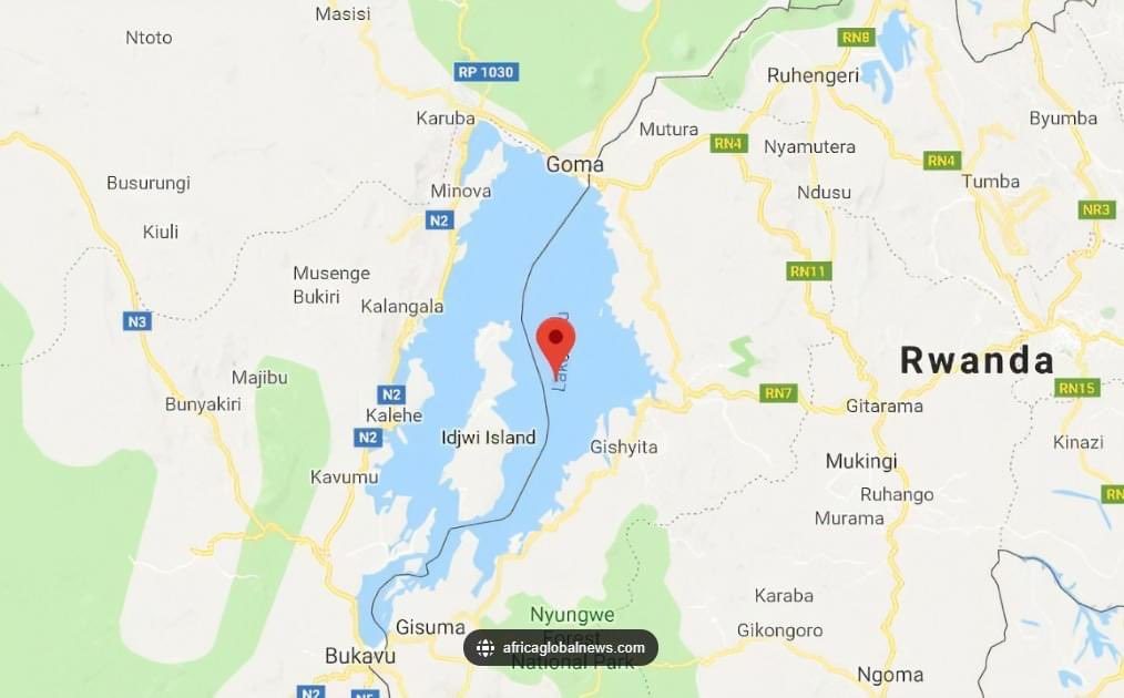 GroupCongo's tweet image. Selon les estimations scientifiques, le lac Kivu (2.370 km²) détient près de 60 Milliards de mètres cubes de méthane et de CO2 d’origine magmatique.

Ces énormes quantités de gas methane se révèlent être une vive opportunité d’investissement des capitaux.

Lien pour + d’infos.