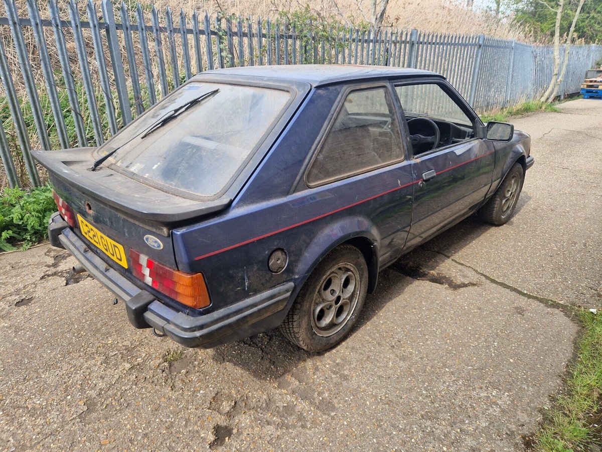 BarnFindsUK's tweet image. Ad - 1986 Ford Escort XR3i 
On eBay here --&amp;gt;&amp;gt; ow.ly/6Plm50Oyeyl