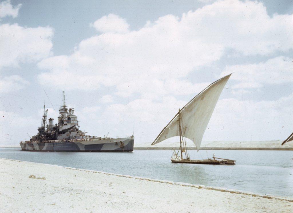 HMS Howe passes through the Suez Canal on her way to join up with the British Pacific Fleet. 14th July 1944.

#WWII