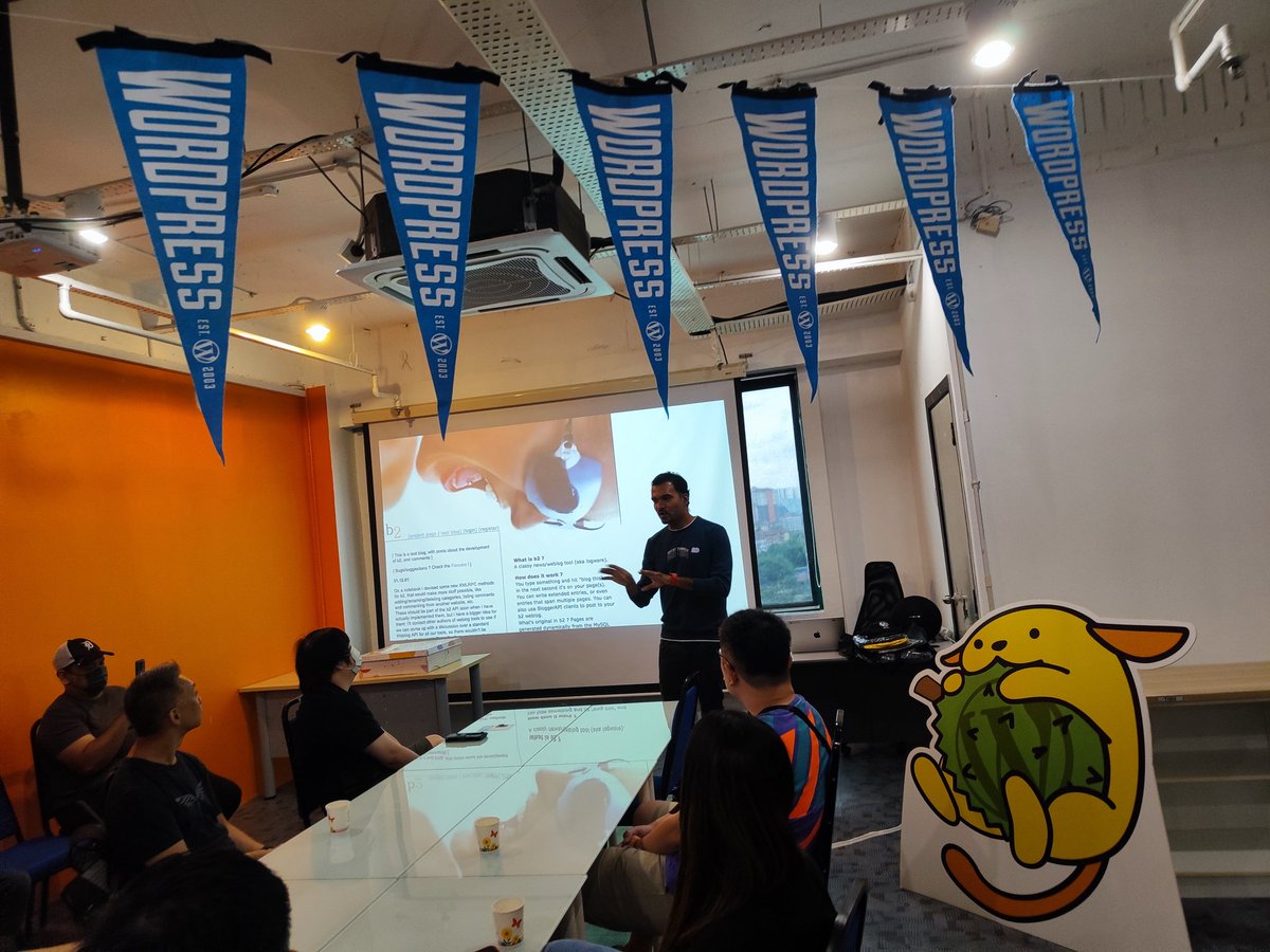 mayukojpn's tweet photo. Teacher Sam @samsureshx is introducing 20 years WordPress history 🏫🎓👨‍🏫 #WP20 #WPKL https://t.co/DL6mYhd8YL