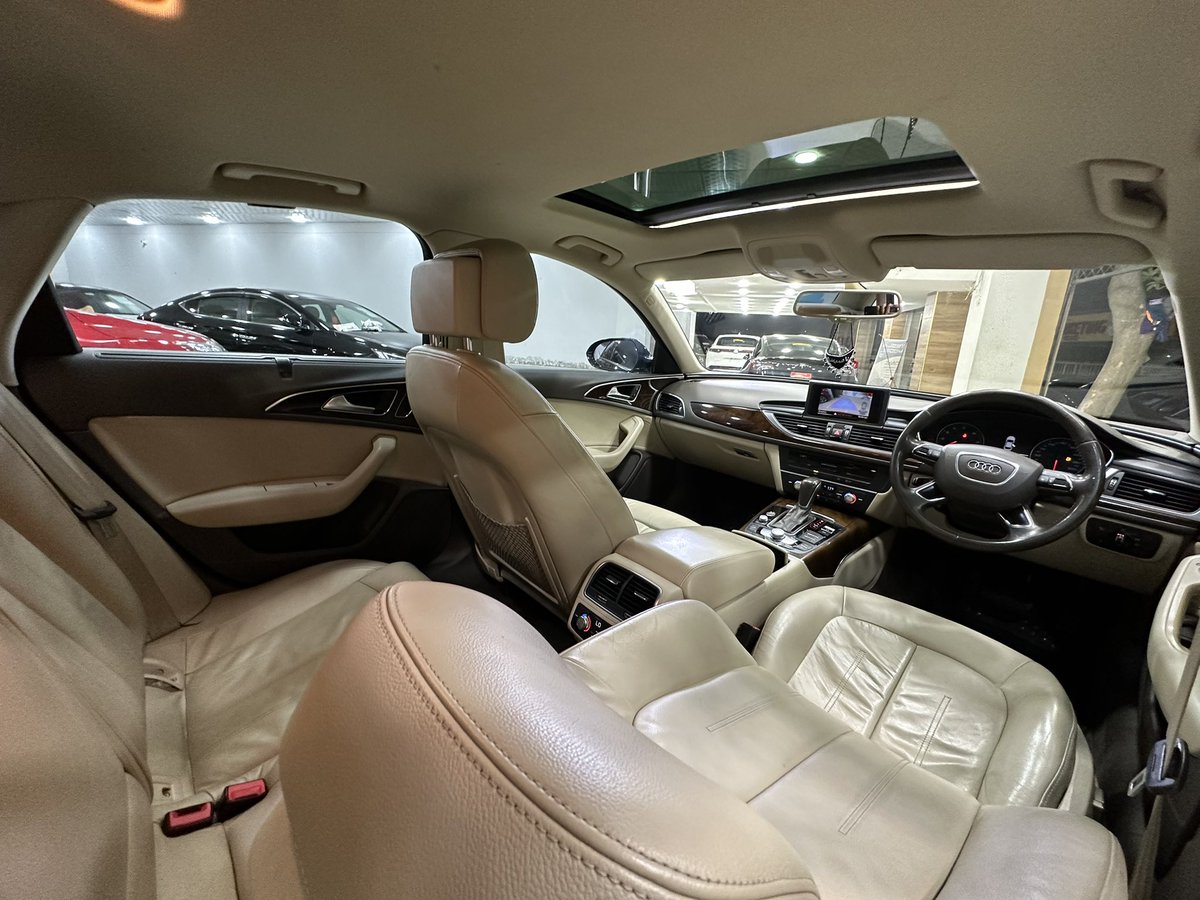 HsmMotors's tweet photo. #Audi_A6 35 TFSI ( Business Package ) #NewShape
#Sunroof_Edition
Model 2015 Punjab Registered 2016
Total Genuine Paint with Beige Interior
Parking Sensors Drive Selection Mode
Rear Blinds Memory Leather Electric Seats 💺
Wooden Inlays Luxury Interior https://t.co/OZ5BXPzgZ5