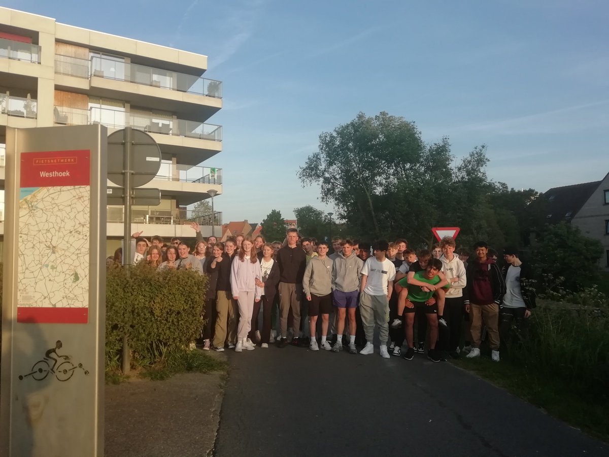 Tranby_History's tweet photo. Arrived. Evening walk. #battlefields2023 @Tranby_school https://t.co/u7kVu6ALUl