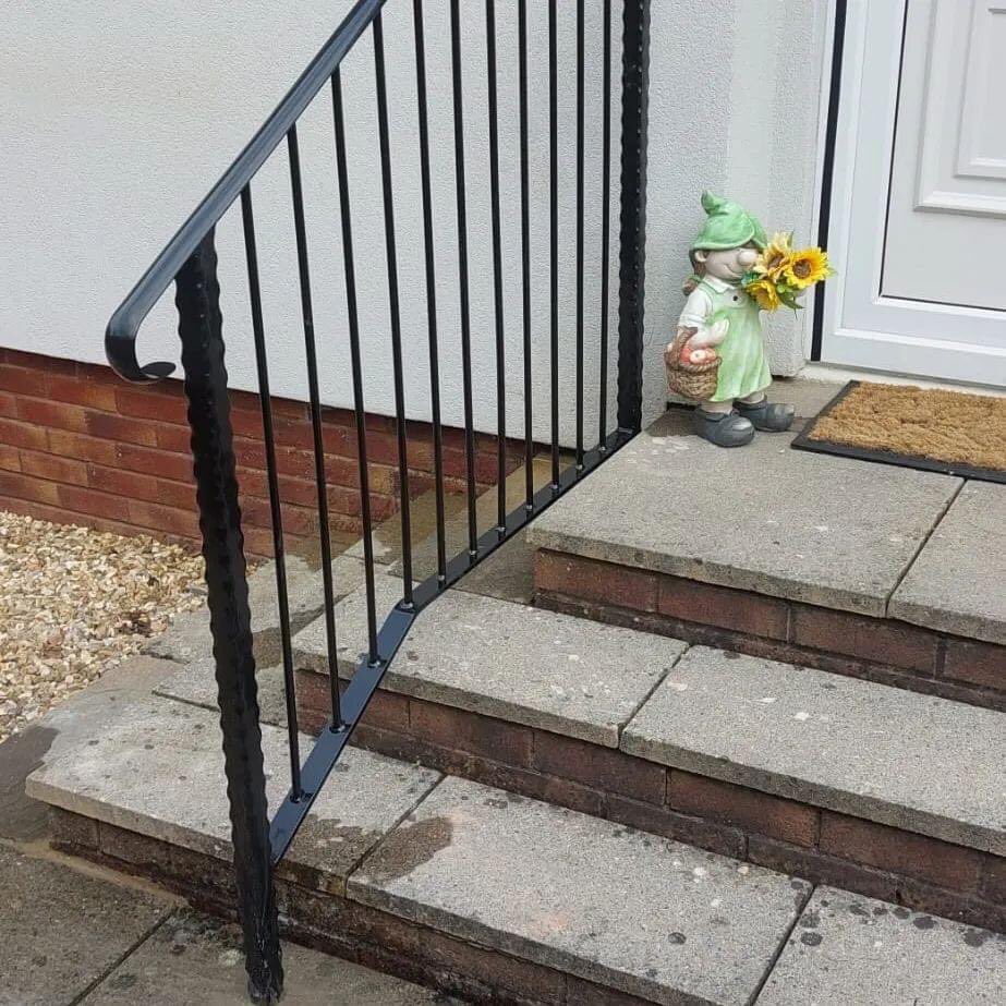 SAS_WELDING's tweet image. Some more bespoke handrails recently manufactured and installed in Somerset.

Great work lads👌#teamsas
#teamworkmakesthedreamwork 
#somersetwelder #handrails #ironwork #somersetmetalfabrication