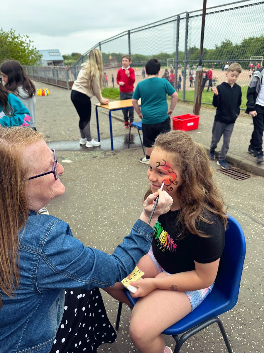 MrsMerritt_HPS's tweet photo. ☀️ Summer Fayre 2023 ☀️

We had so much fun yesterday! Thank you for a wonderful day P7 @MrsRaeHPS @MissMcLuckieHPS ♥️ https://t.co/obSyErNq8H