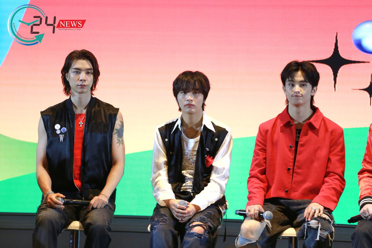 ลูกคุณพ่อไปมีเรื่องกับเด็กข้างห้องนะคะ
: แล้วชนะมั้ยครับ

555555555555555555555555555555555นึกถึงแต่บทนี้