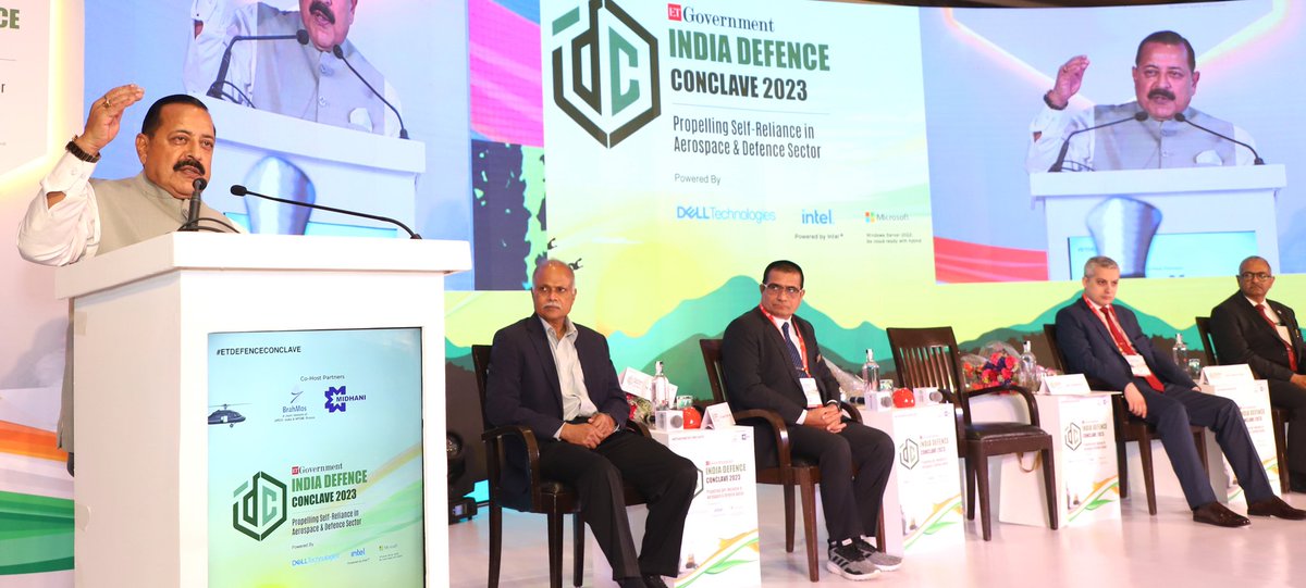 ddnews_jammu's tweet image. Addressing the India #DefenceConclave2023, @DrJitendraSingh said that PM Sh. @narendramodi has taken several policy initiatives in the past 9 yrs to encourage indigenous design, development and manufacture of #defence equipment, thereby promoting #Atmanirbharta in defence sector.
