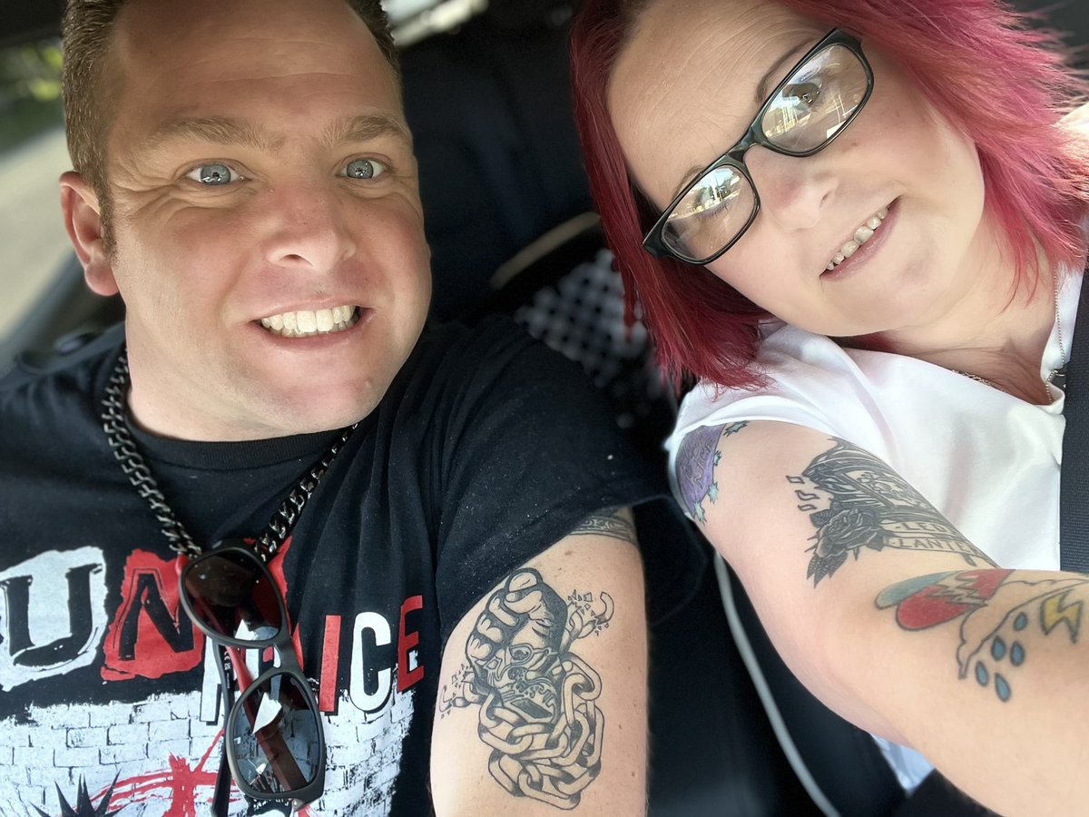 We’re heading to <a href="/SlamDunkMusic/">Slam Dunk Festival</a> today! Come say hi if you see us! Who else is going? 
We will be chatting with <a href="/zebrahead/">Zebrahead</a> <a href="/HoldingAbsence/">Holding Absence</a> and <a href="/girlfriendsxo/">girlfriends</a> today tweet us if you have any questions for them ❤️