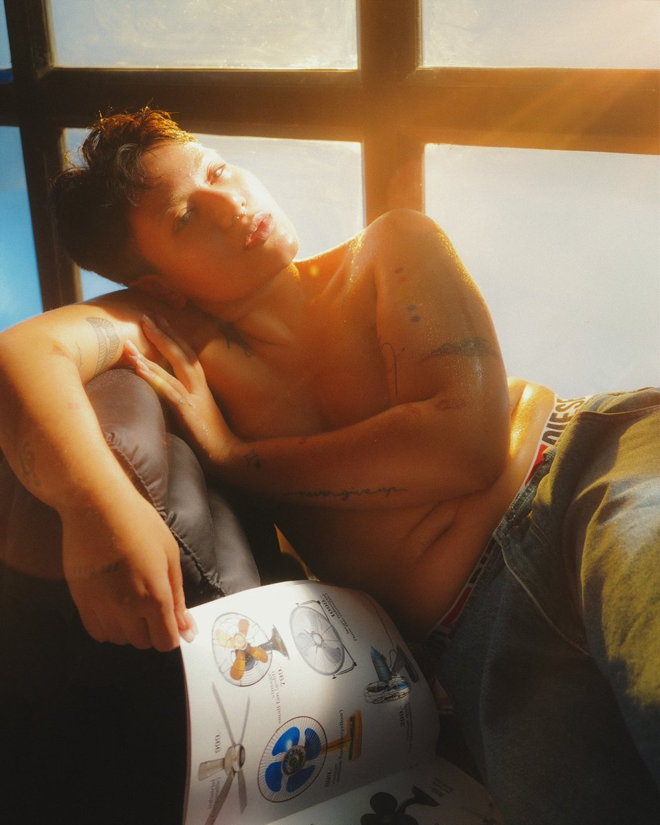 silvymusic_'s tweet photo. มันร้อนนนนน จริงๆ
Too hot i need a FAN

https://t.co/zkPq6nt9DF ✨ https://t.co/RfhTUAv0rG
