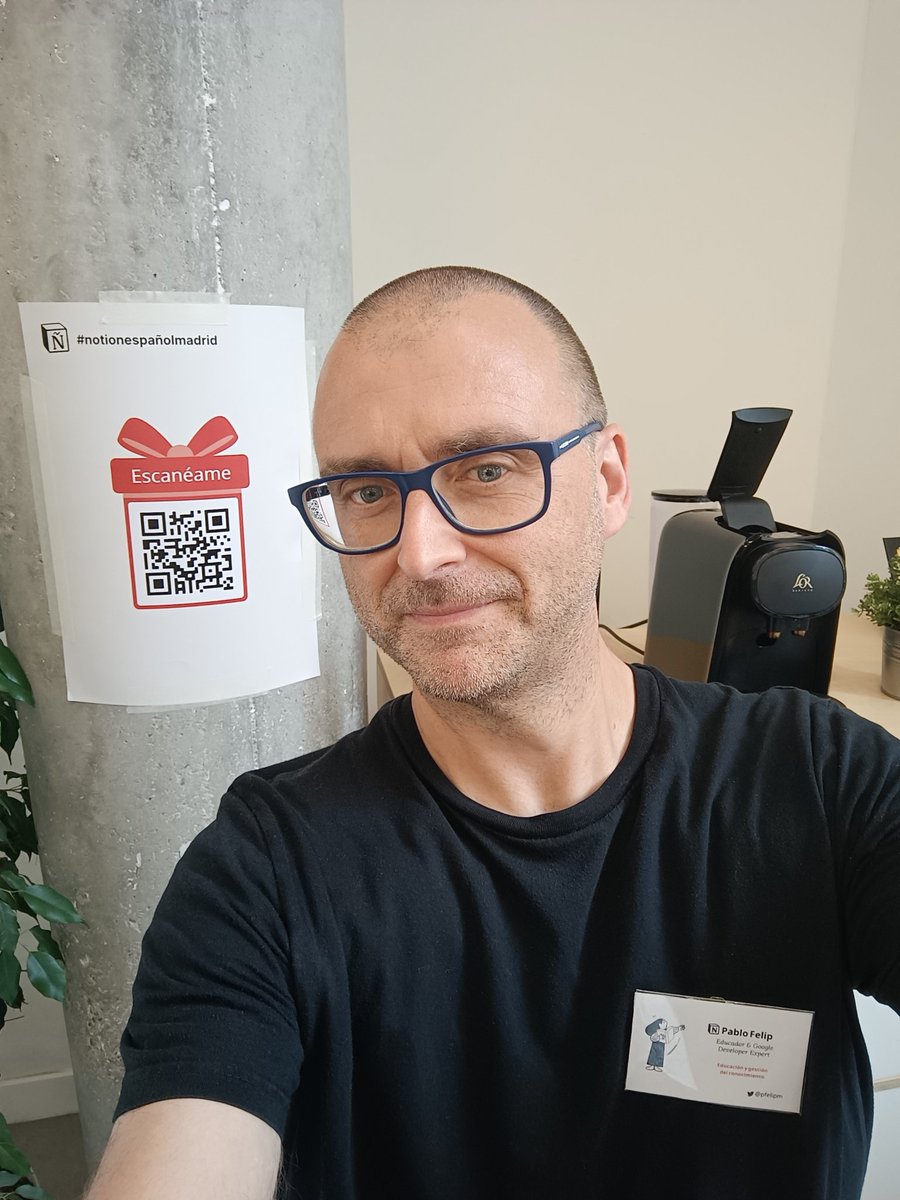 Ayer tuve el enorme placer de participar en el evento de celebración del lanzamiento de <a href="/NotionHQ/">Notion</a> en 🇪🇦. <a href="/elenayuscula/">Elena Madrigal ✨</a> y yo lideramos la mesa sobre educación y gestión del conocimiento, así que aprovecho para 🔃 los materiales de mi reciente taller sobre creación de PLE en EDU 👇