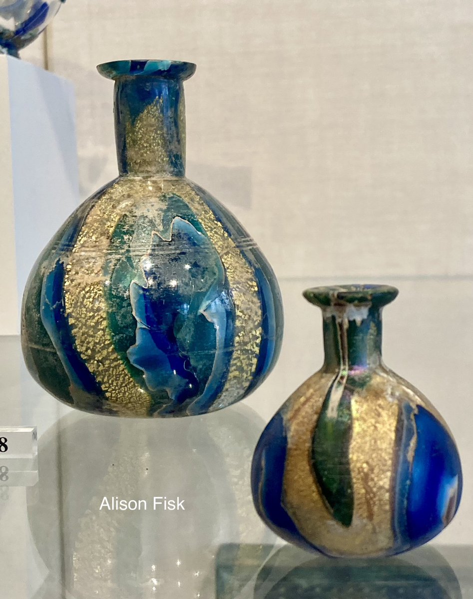AlisonFisk's tweet image. The beauty of ancient glass. Roman scent bottles made of gold-banded mosaic glass around 2,000 years ago. 📷 my own

#Archaeology