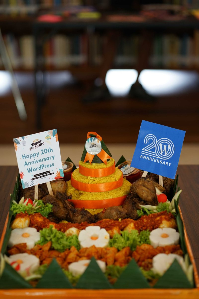 wcjkt's tweet photo. Happy birthday WordPress from all of us in Indonesia!
#WP20 #WPID #WordPress https://t.co/6FKSumpKcU