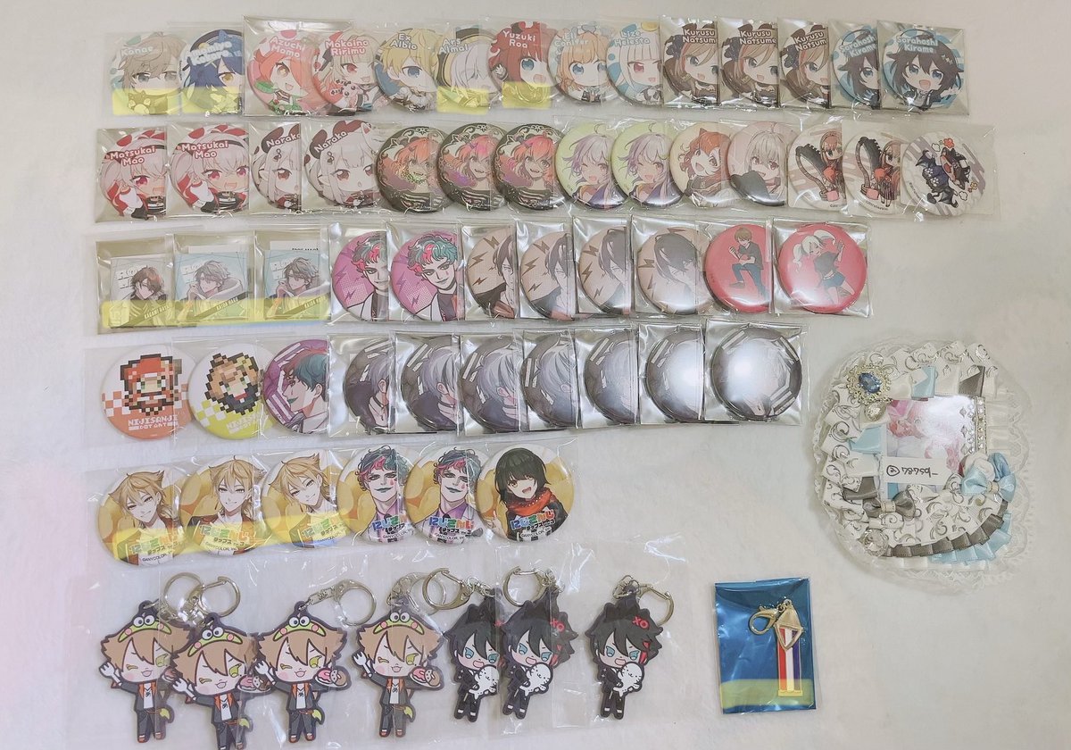787sq_'s tweet photo. 【 譲渡 】にじさんじ にじフェス ぷち J1 サンリオ ろふまお レイドロ にじロック チップス ライバーカード チェキ風カード ほか

譲 ✧ 画像1~9
求 ✧ 定価~レート額+送料

✧ 画像10枚目必読
✧ 纏めてのお取引最優先

お気軽にお声掛けください◎ https://t.co/Cvd590cUQs
