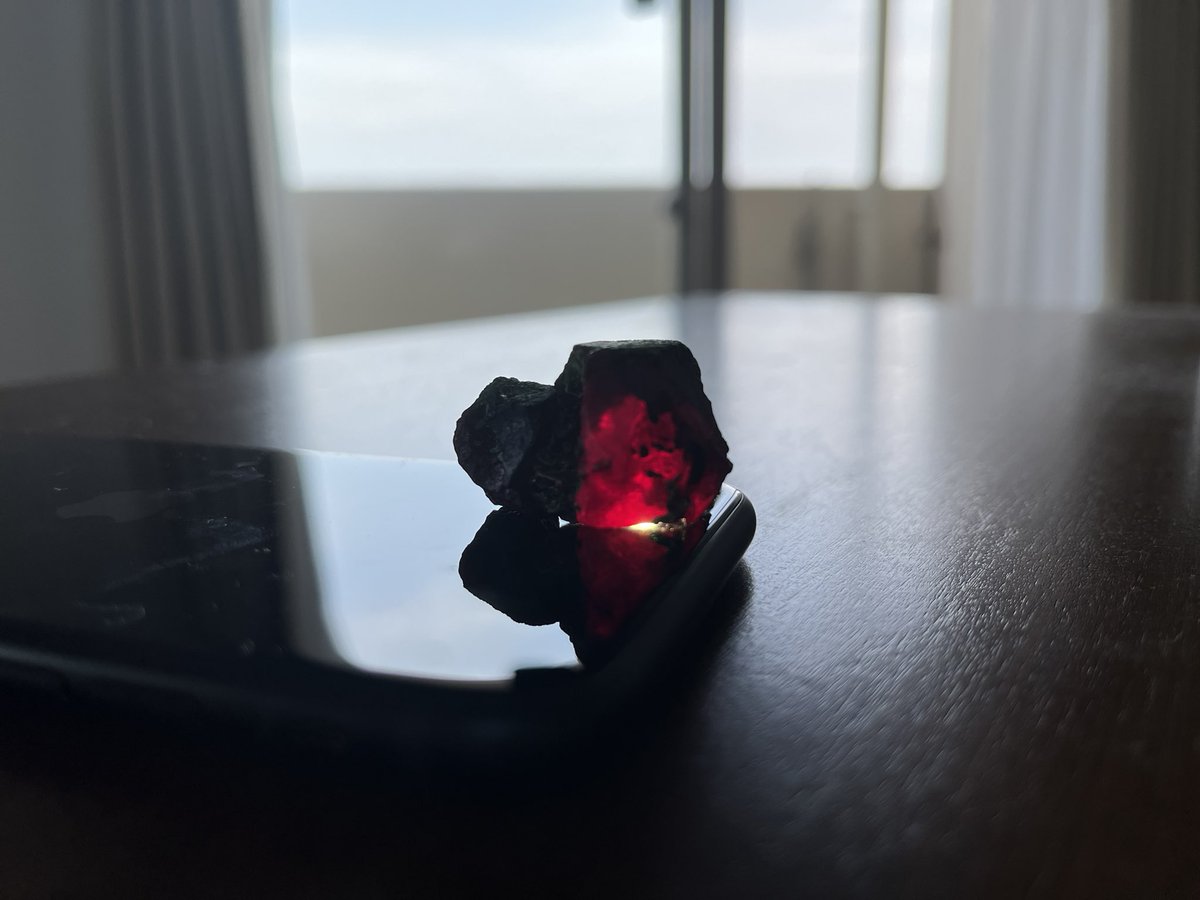 Bump_cloud's tweet image. 心頭滅却しても赤銅鉱は欲しいまま。