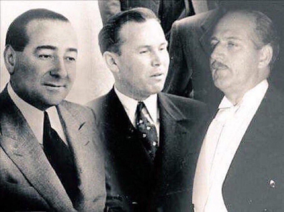Bugün #27Mayıs
Bu vesileyle, 63 yıl önce gerçekleştirilen askeri darbe sonucu idam edilen demokrasi şehitlerimiz merhum Başbakanımız Adnan Menderes, Fatin Rüştü Zorlu ve Hasan Polatkan’ı rahmet ve minnetle yad ediyorum.
Ruhları şad, mekanları cennet olsun.
