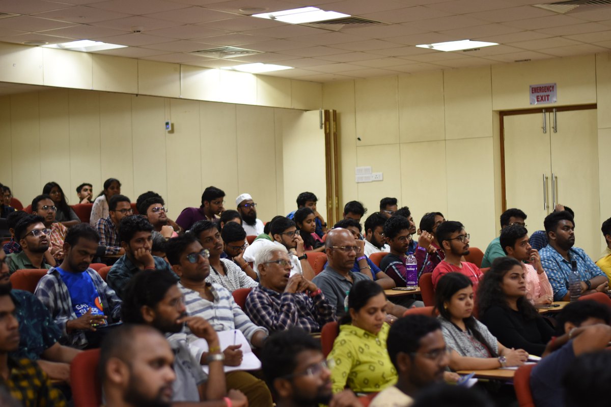 iitm_bs's tweet image. On Day Two, we listened to the geniuses with a passion for teaching and enriched our minds with knowledge of the present and the future.

#IITMadras #BSDegree #Students #Teachers #Education #Learning #Paradox23 #Classrooms