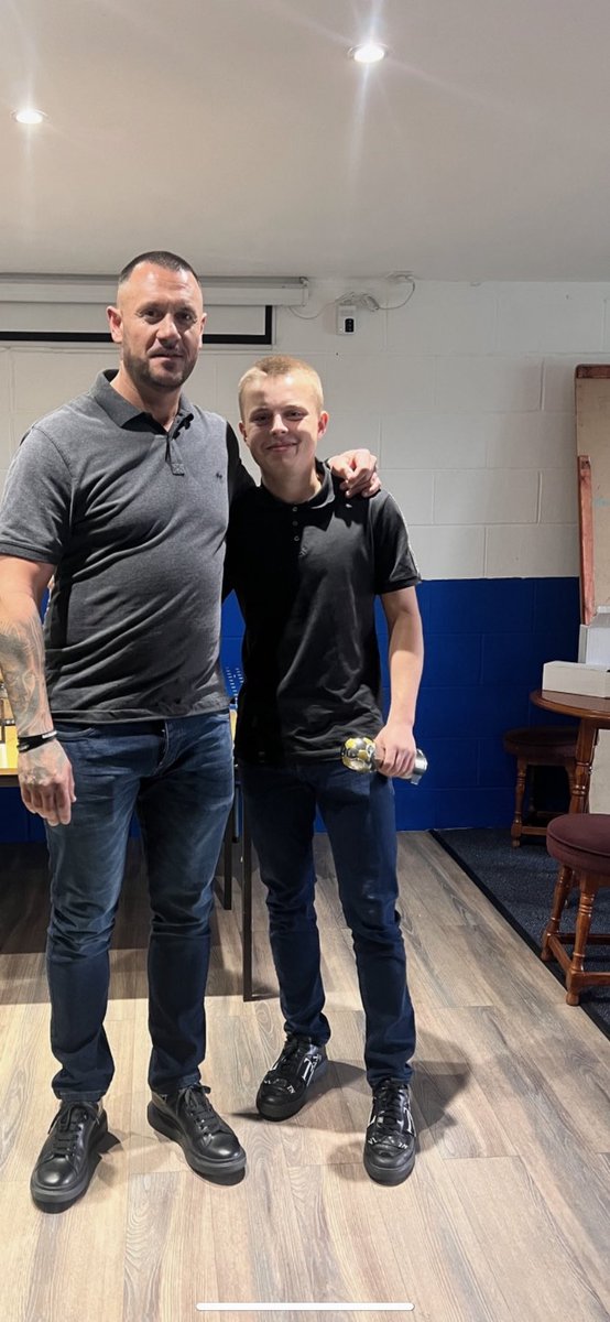 BTReserves's tweet image. Bailey Geldart received managers player of the season from head coach Craig, Mr Consistent is his name for a reason well done Bailey 👍