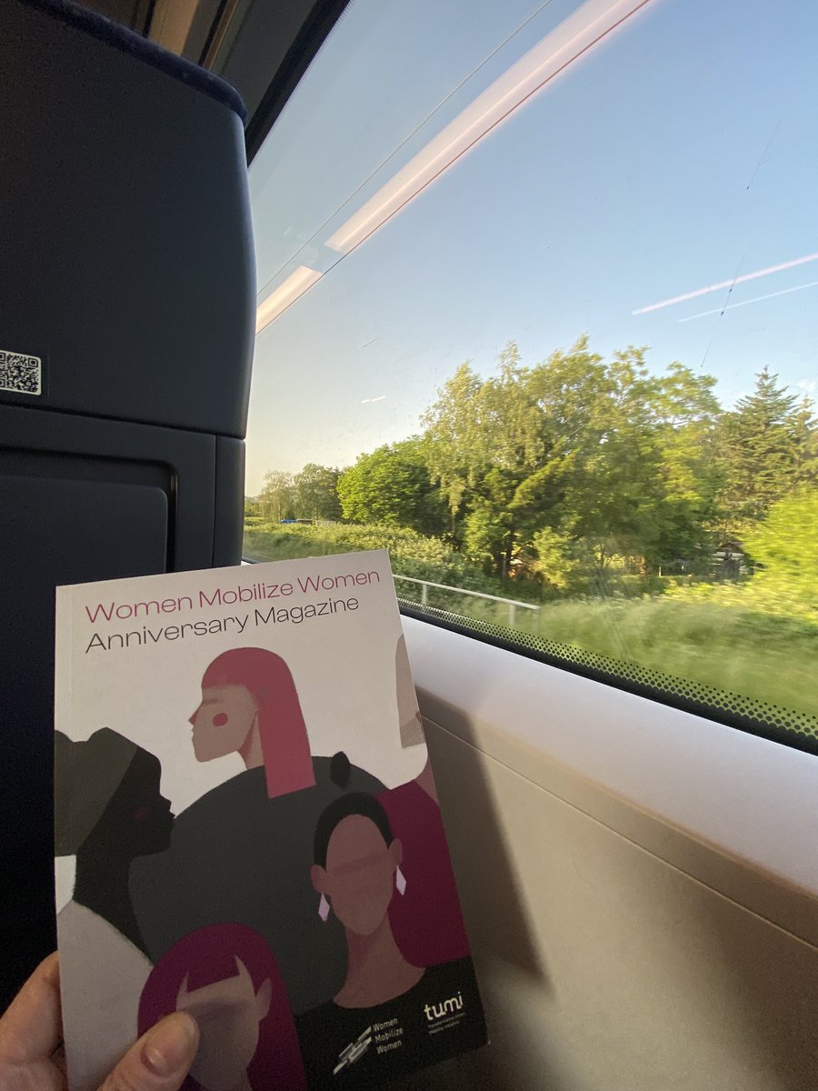 As if I wasn’t inspired enough, I got to read this in the train. 😱💚🙌🏼. Thanks to <a href="/TUMInitiative/">🚶‍♀️🚶‍♂️🚴🚍⚡</a> <a href="/WomenMobilize/">WomenMobilizeWomen</a> for continuing opening doors and empowering women.