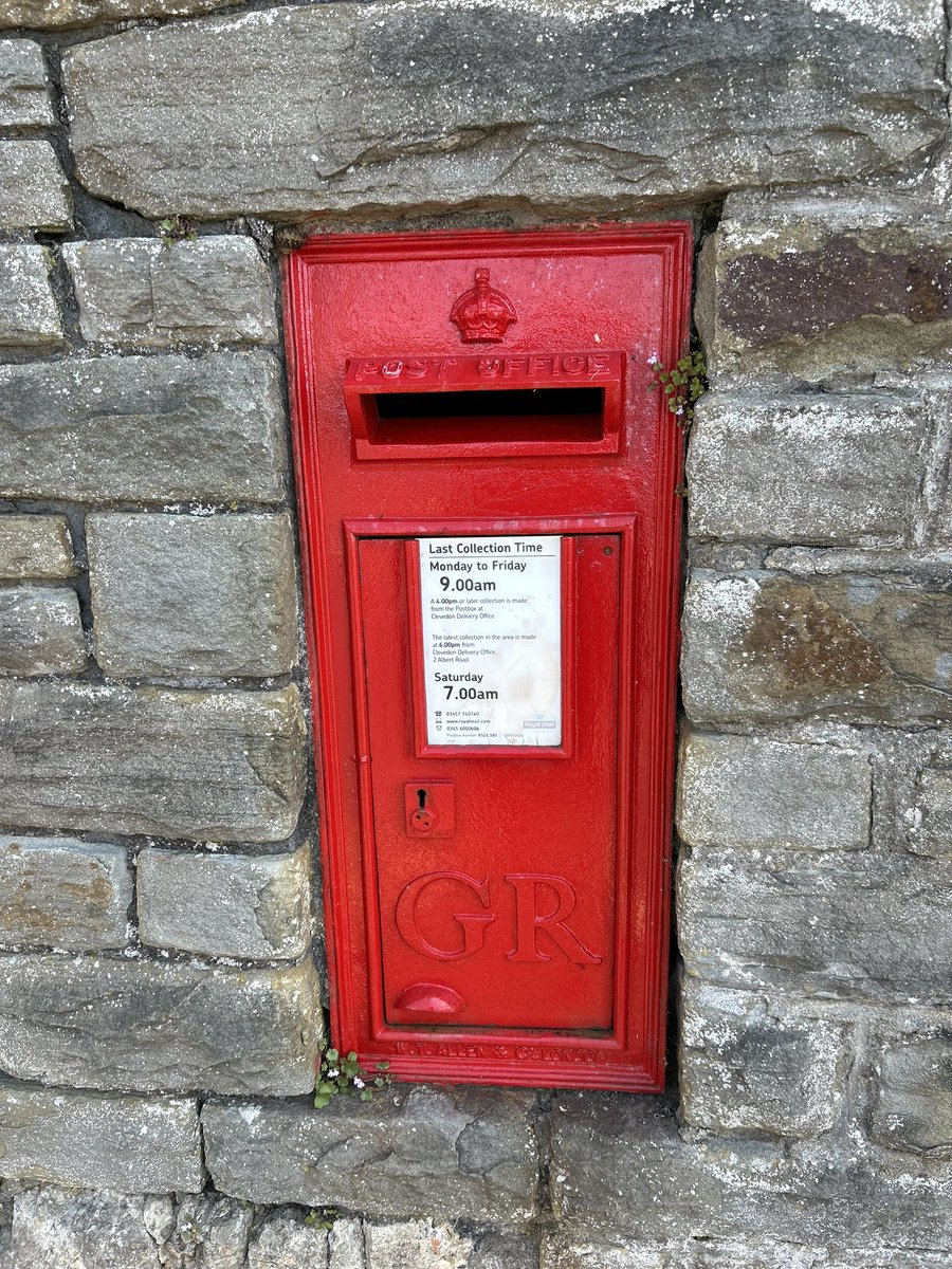Found this beauty near #clevedonpier  #PostboxSaturday