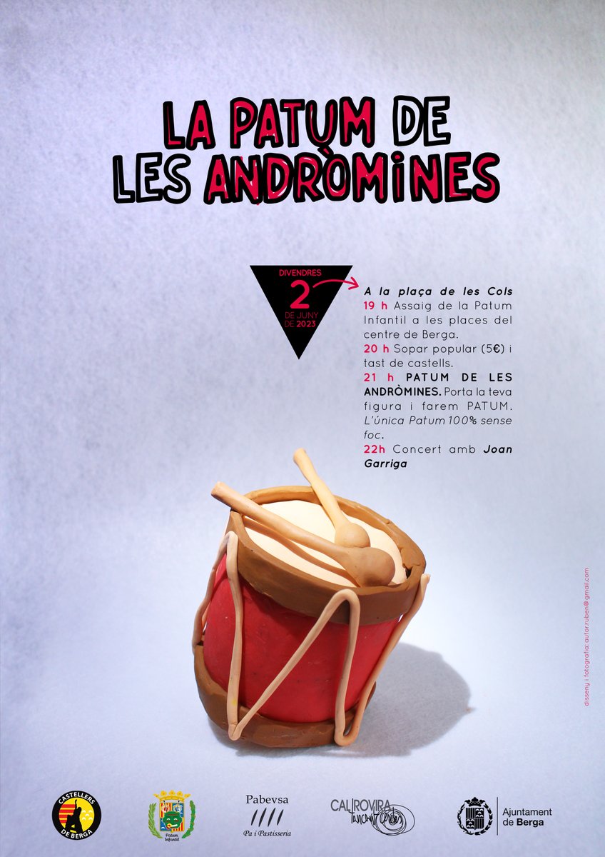 🥁un dia d'aquests que "s'acostava corpus..." com diu -l'ultim tirabol- de brams. entro a un basar, compro uns paquets de plastinina i acabo fent això. la #patum de les andròmines 🔻 #AllòQueValLaPena <a href="/cdberga/">Castellers de Berga</a> #berga