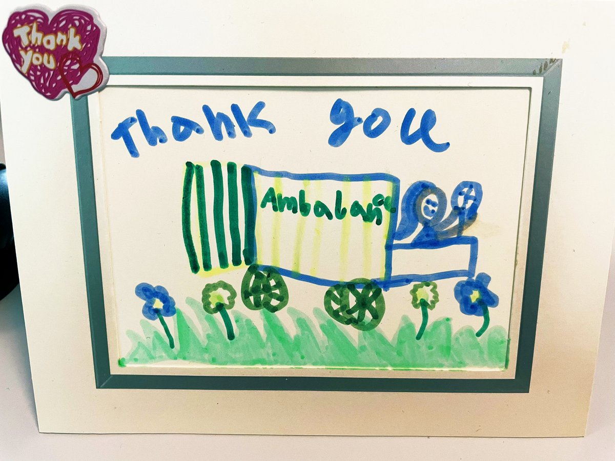 juleslockett06's tweet photo. When the simplest of acts that leads to the most powerful #ThankYou @Ldn_Ambulance #TeamEOC π https://t.co/qla8NKF9to