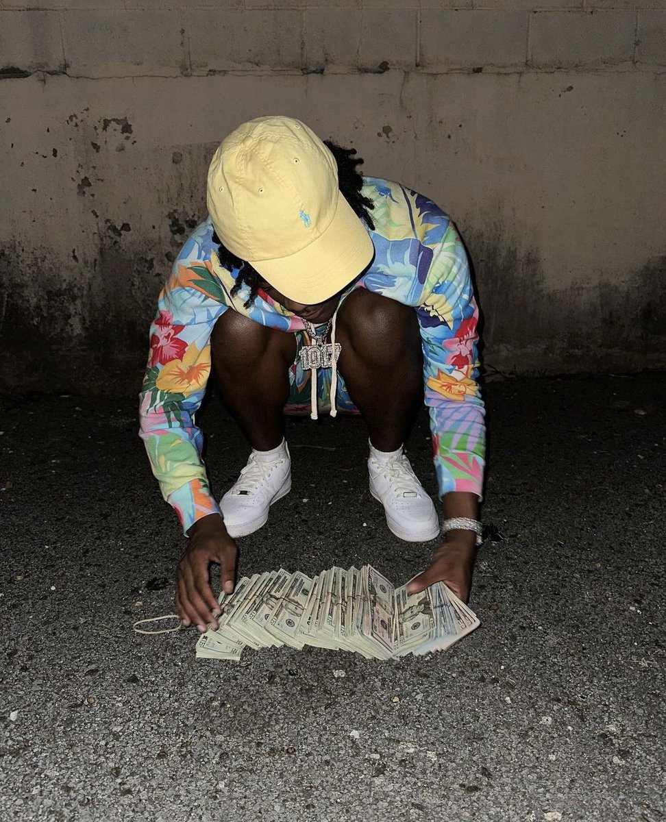 I'll Shake Wateva Spot Im At Im Really That Ion Need The Clout 👌🏾Im Running With &amp;💀Catchers