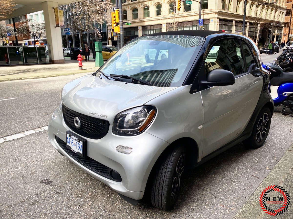 Smart Fortwo (⚡🇨🇦)

#smart #smartcar #smartfortwo #fortwo #smartfortwoofficial  #carsofnewwest #carsofnewwestminster #carsofvancouver #carsofwongchukhang #carsofinstagram #cargram #carspotting #instacars #citycar #hatchback #smartcitycoupe #electriccar #electriclicious