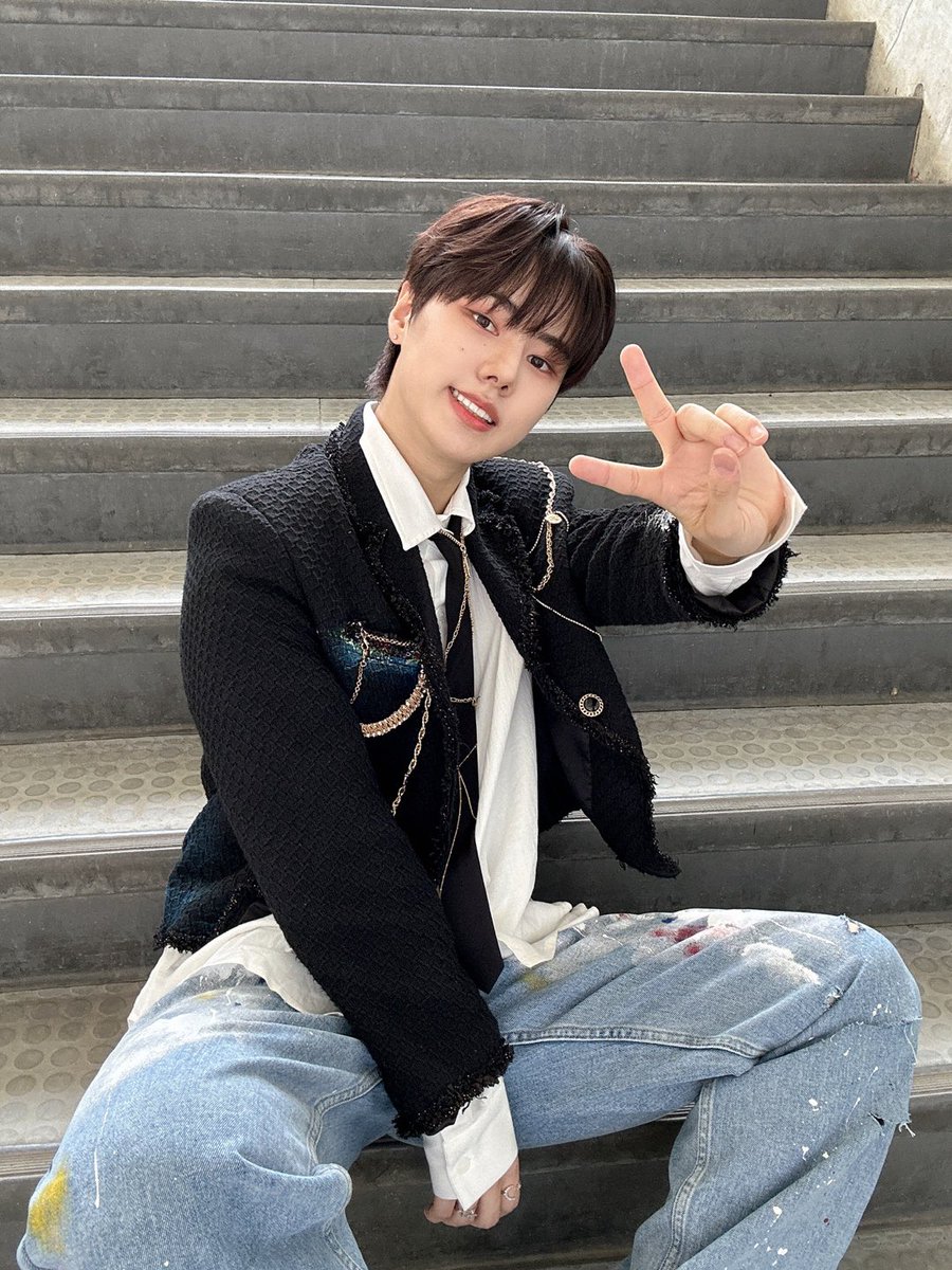 NINE_i_Firstone's tweet image. [#베리]

드림콘서트라는 무대를 선물해준 아이닌 고마워
덕분에 너무 행복했어❤️
내꺼하자 아이닌!!

#NINEi #나인아이