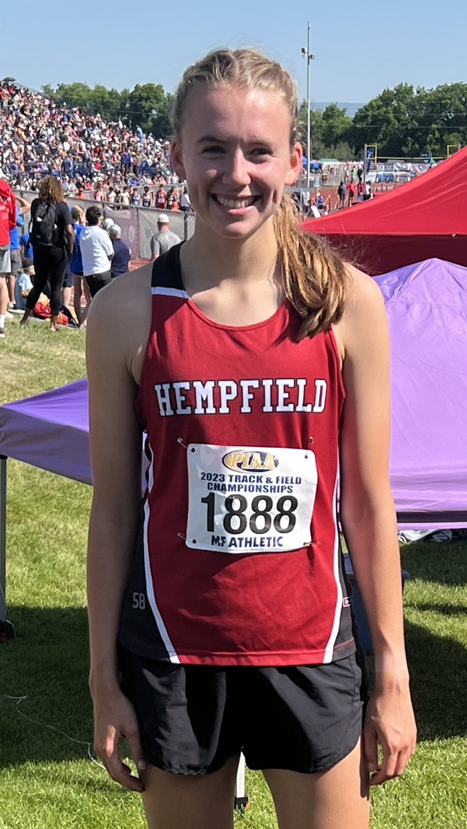 State Track - Ella Wolfe caps off a great junior year. She drops over 10 seconds off her own school record in the 3200. Seeded 16th w/ a time of 10:51.15, she finished Top 10 in the state (10:40.41).

Place after each lap:
1 - 27
2 - 22
3 - 20
4 - 16
5 - 10
6 - 9
7 - 10
8 - 10