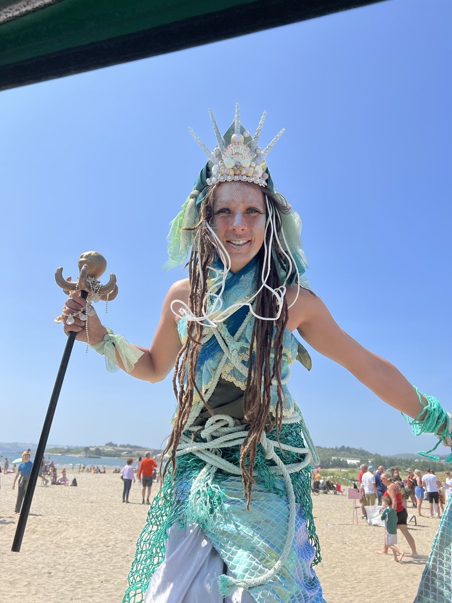 Pauline giles BEM (@paulinegiles) on Twitter photo Great turn out for ParTee at Par Sands today, lots going on inauguration of the Time & Tibe bell, music & dancing & stalls aplenty <a href="/cornwallcouncil/">@cornwallcouncil</a> <a href="/starrscheme/">St Austell Bay Resilient Regeneration (StARR) Proj</a> Great turn out for ParTee at Par Sands today, lots going on inauguration of the Time & Tibe bell, music & dancing & stalls aplenty <a href="/cornwallcouncil/">@cornwallcouncil</a> <a href="/starrscheme/">St Austell Bay Resilient Regeneration (StARR) Proj</a>