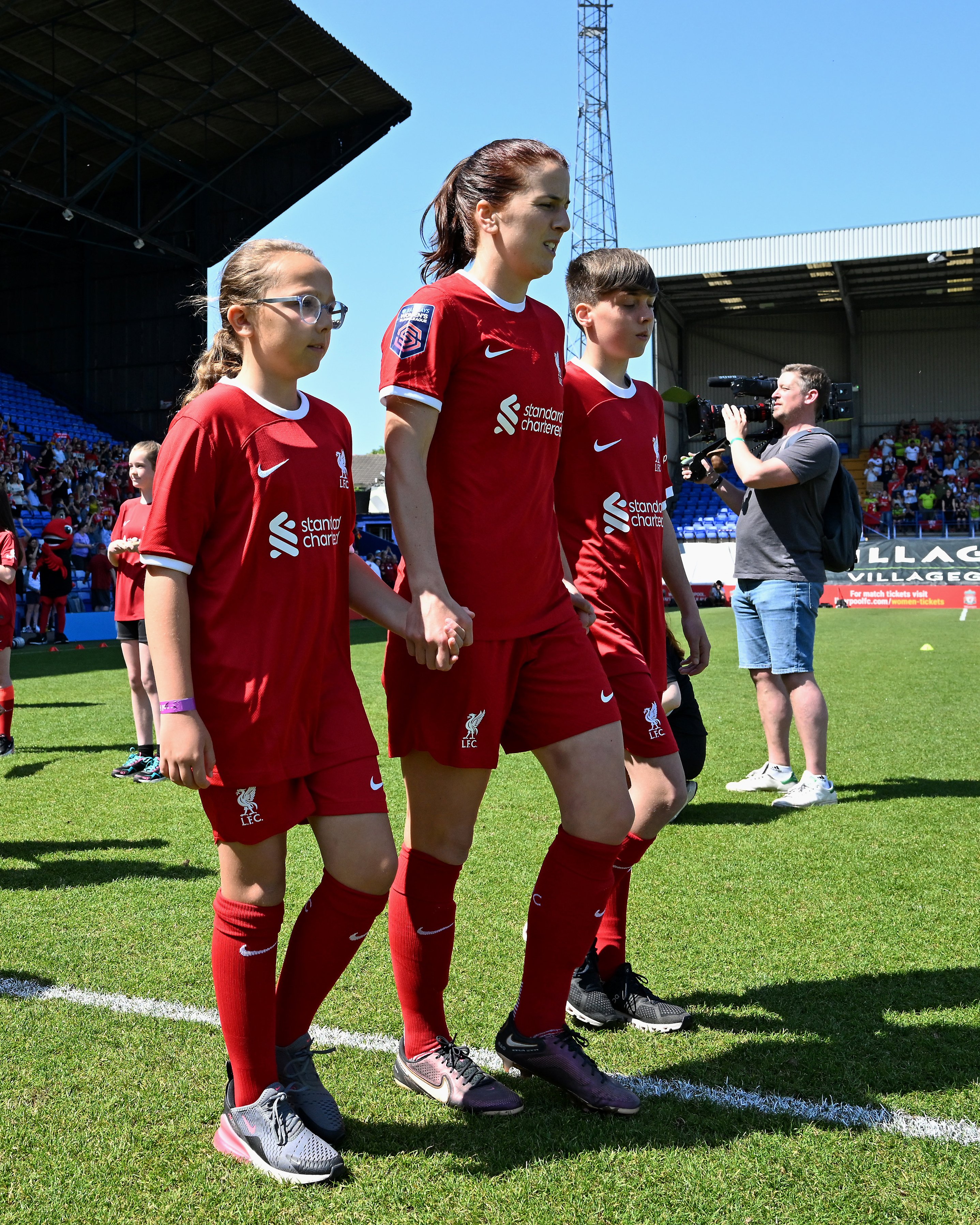 Girls liverpool football kit new arrivals