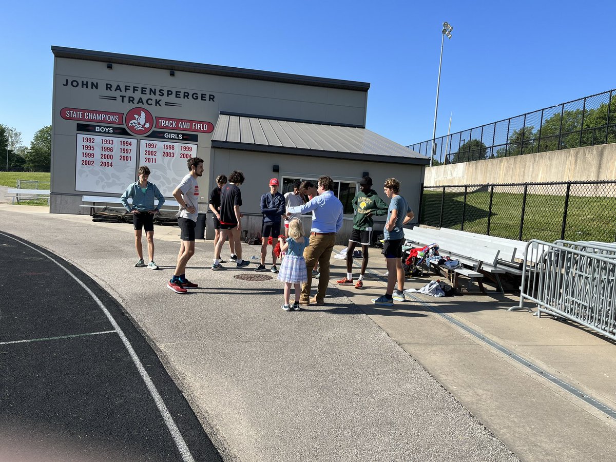An outstanding field of Iowa HS 800 runners will be toeing the line at 9:00 at City High for some fast times.