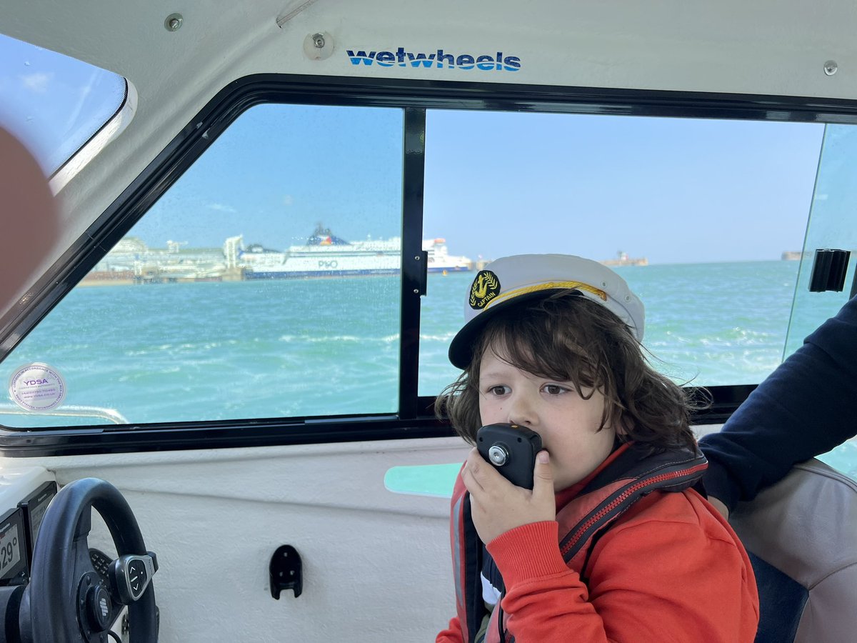 Wetwheels_SE's tweet photo. The sun was shining for todayโs experience.
#wwse #disabilityboating #barrierfree #barrierfreeboating #wheelchairlife #doverharbour #dover #whitecliffs https://t.co/etpCzTTkL4