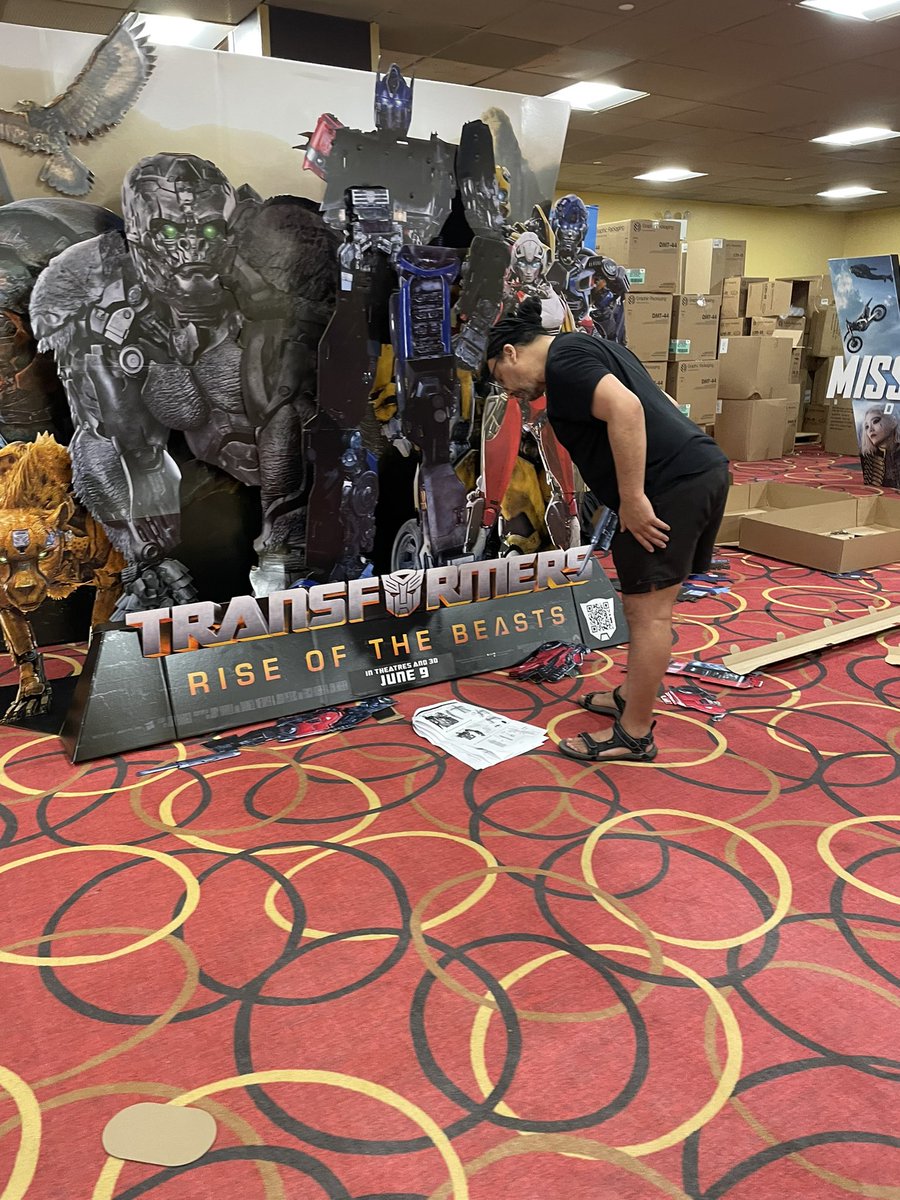 ErinBWeissman's tweet photo. I do not envy this hard-working person at all! Standee building is like the 90s equivalent of new math. #IYKYK @amctheatres https://t.co/gkIT8rkzER