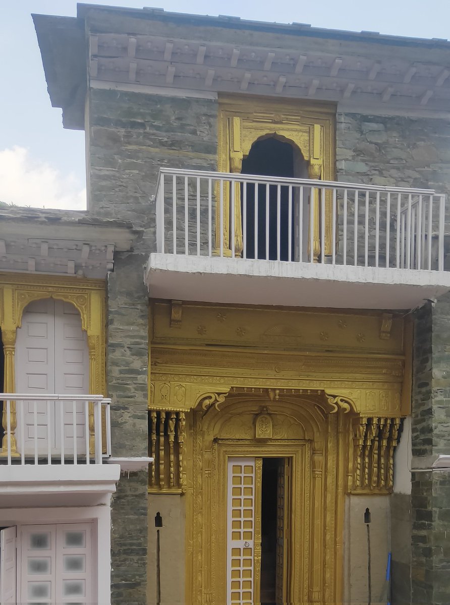 REAPPauri's tweet photo. Today, the #district, #block & #CLF level team of #REAP_Pauri visited the #Bangar vill. of #Bironkhal block & a #meeting was held with the members of #Indus_Power's team for #CSR_funding. The development of the #spice_value_chain was also discussed.
@REAPUttarakhand
@ias_nitesh https://t.co/sfiGiUSFBg