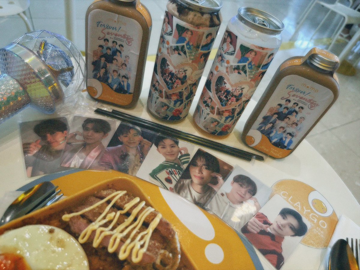 shuambreon's tweet photo. <8 fun day with friends and seventeen

also, ty @17dayph + momo smgc https://t.co/V1ACfy0kJp