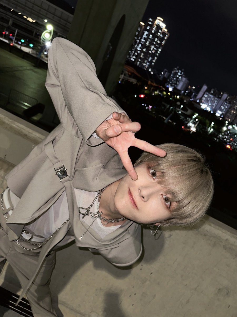 NINE_i_Firstone's tweet image. [#반]

아이닌은 이미 내꺼🖤

#NINEi #나인아이