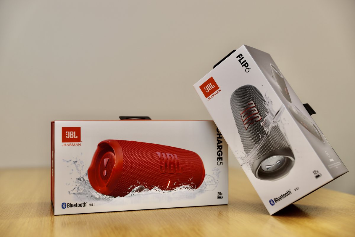 MU_MiTech's tweet image. What's the soundtrack to your dorm room? Make sure it sounds good on a speaker from MiTech!