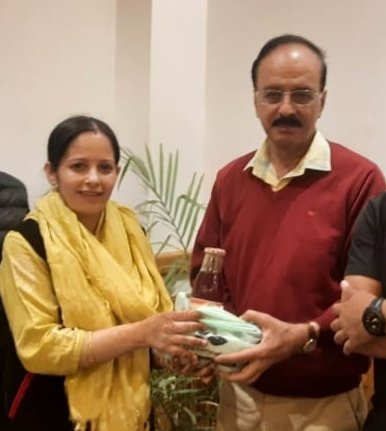 Devinder Sharma (@devinder_sharma) on Twitter photo Ever heard of Red Rice tea and Guchhi tea? Well, It was a pleasure meeting yesterday a young entrepreneur Dr #DivyaVishambra, in Rohru, Himachal Pradesh. She is promoting traditional foods, and can be reached at <a href="/NatureUrja/">Nature's Urja</a> Ever heard of Red Rice tea and Guchhi tea? Well, It was a pleasure meeting yesterday a young entrepreneur Dr #DivyaVishambra, in Rohru, Himachal Pradesh. She is promoting traditional foods, and can be reached at <a href="/NatureUrja/">Nature's Urja</a>