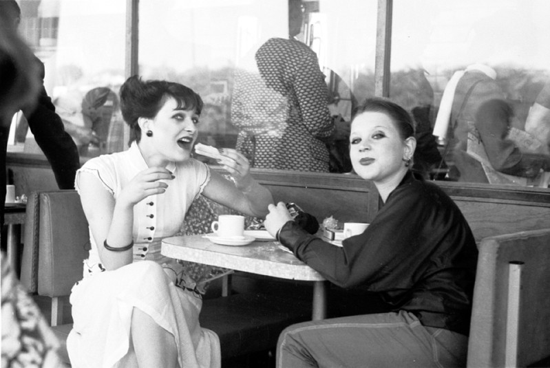 Siouxsie Sioux and Debby Juvenile, Ramsgate, June 1976
Happy Birthday to the elegant punk debutante 