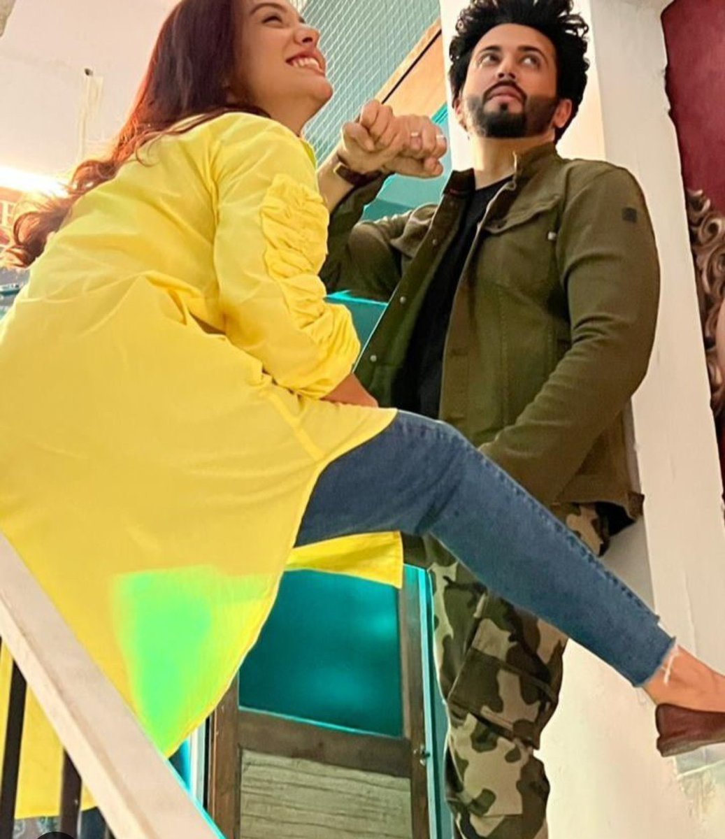 dheerajstan's tweet photo. 😍❤️
#dheerajdhoopar #divyaagarwal https://t.co/1zHVjWpOGb