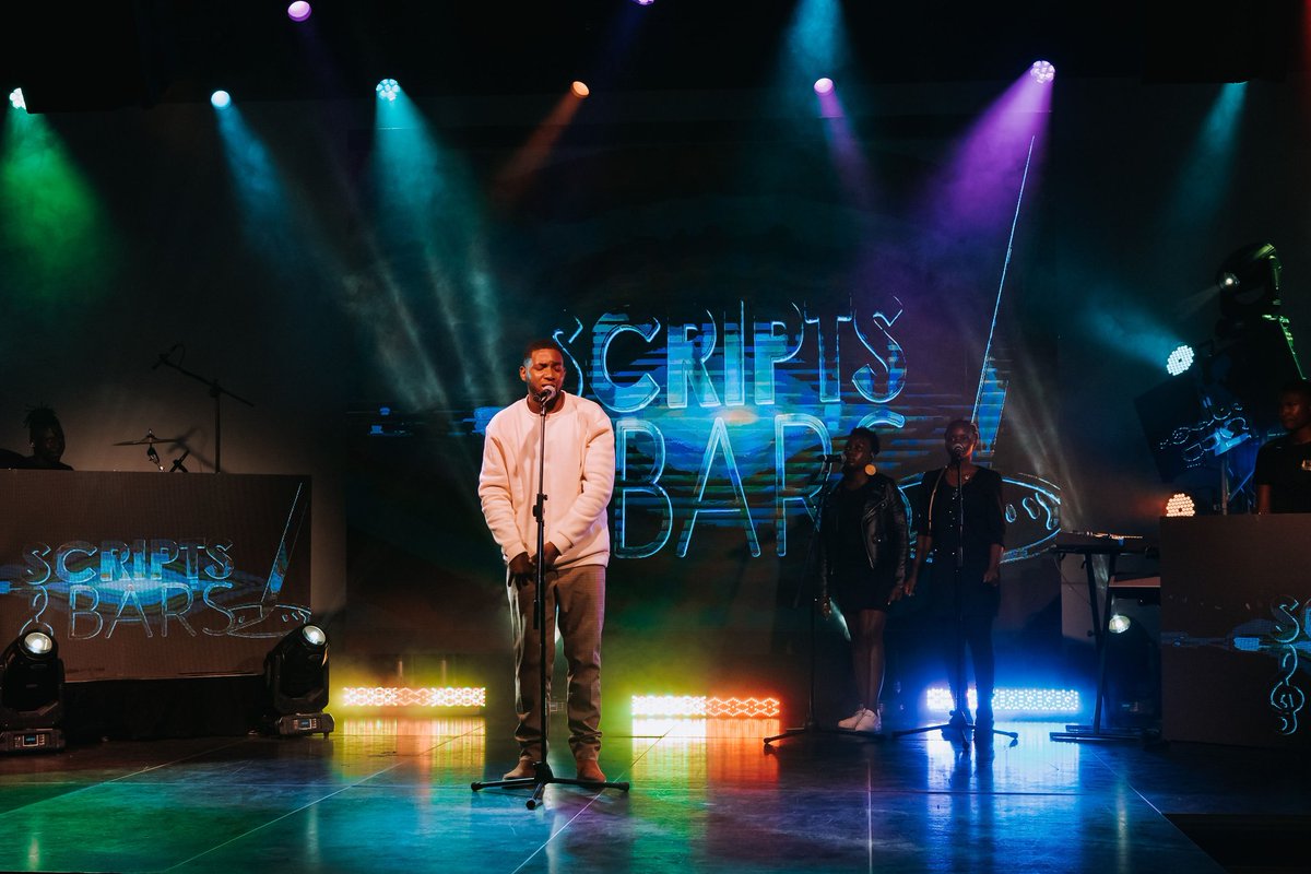 scriptsandbars's tweet image. @lennoxthepoet on stage performing &apos;Chingwa&apos;. 

#ScriptsandBars #CreativeAccelerator #Disrupt #poetry